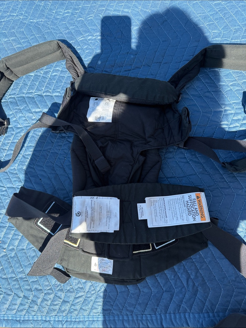 Ergobaby - Picture 2 of 2